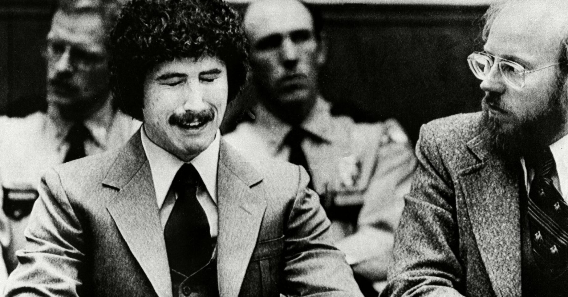 Hillside Strangler Kenneth Bianchi in court