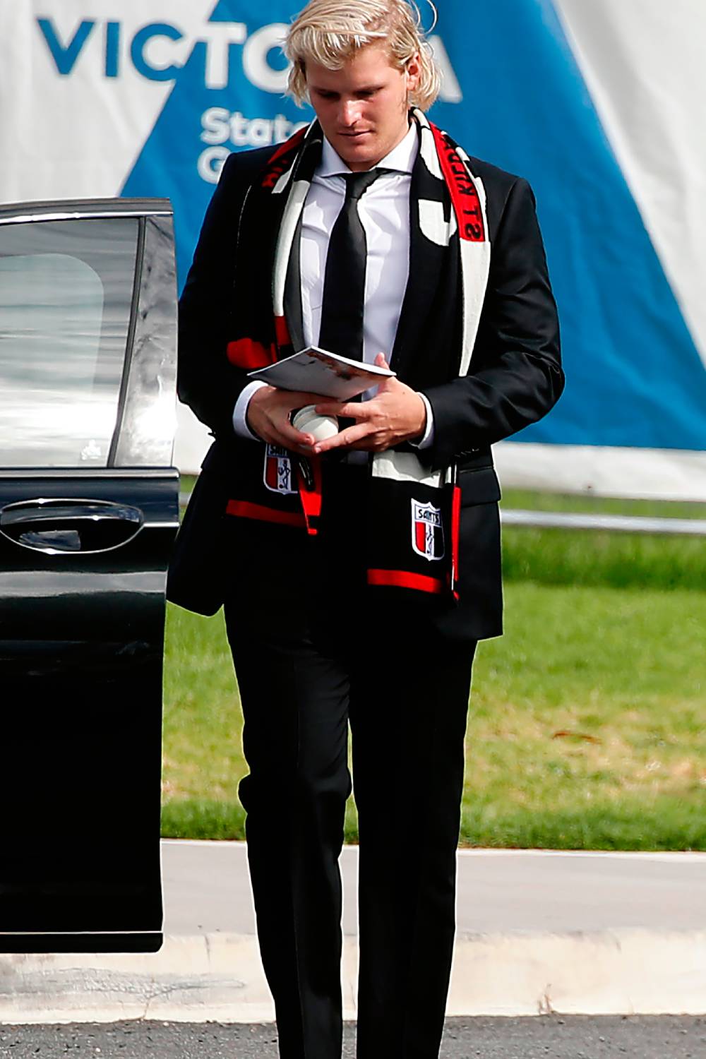 Shane Warne funeral: Son Jackson also carried a cricket ball at his father's memorial