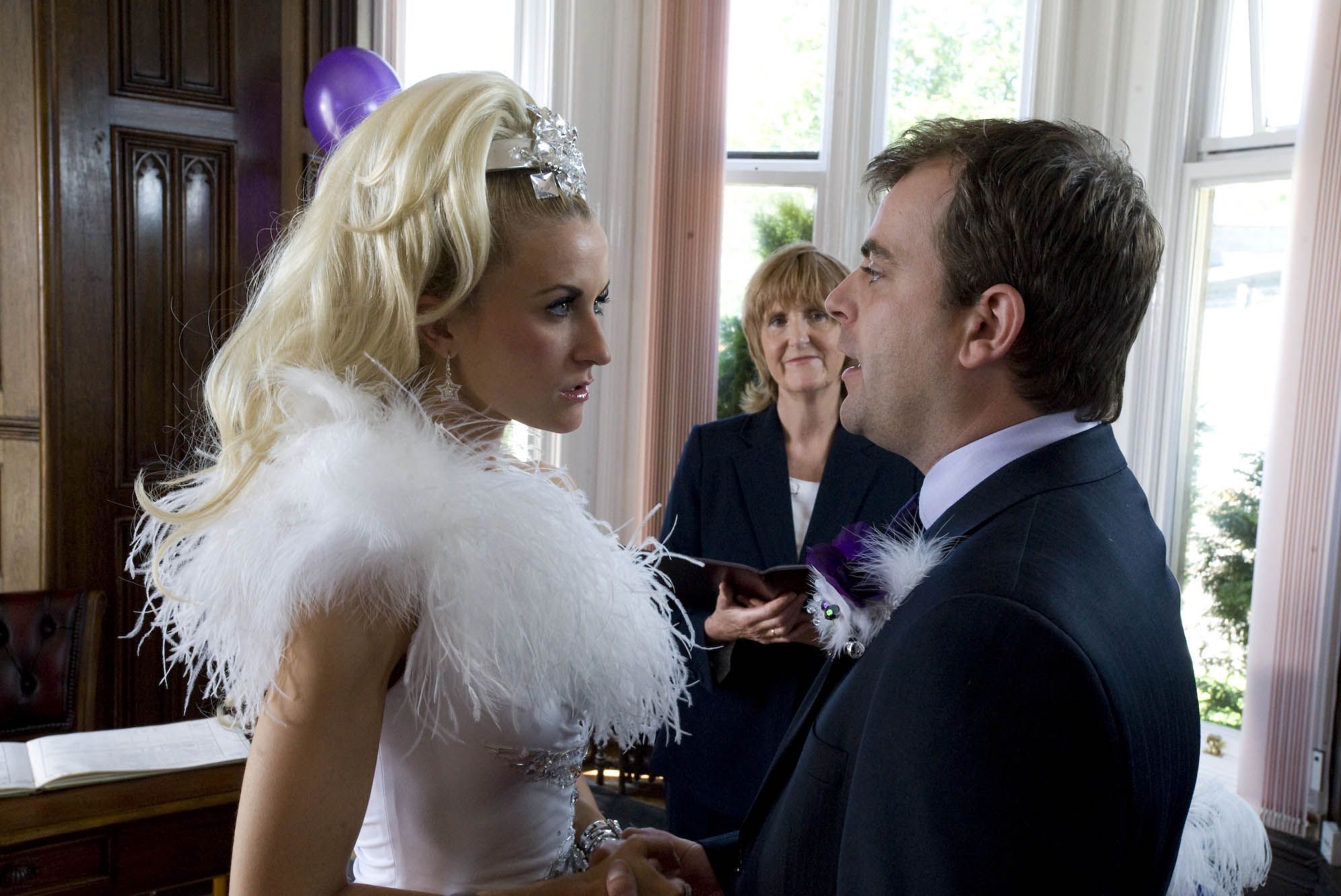 Becky and Steve get married before she's arrested 