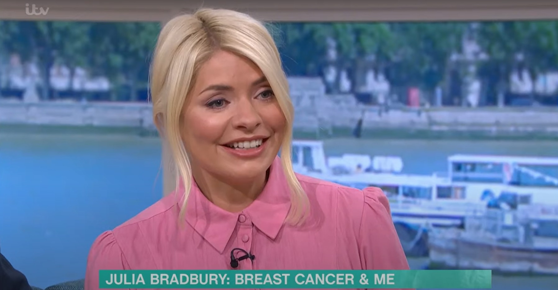 Holly Willoughby emotional on This Morning today