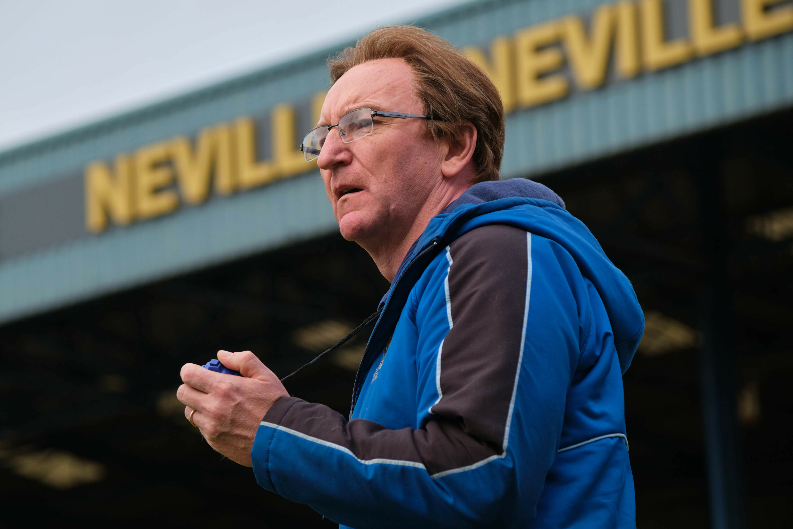 Anthony Byrne as Neil Warnock