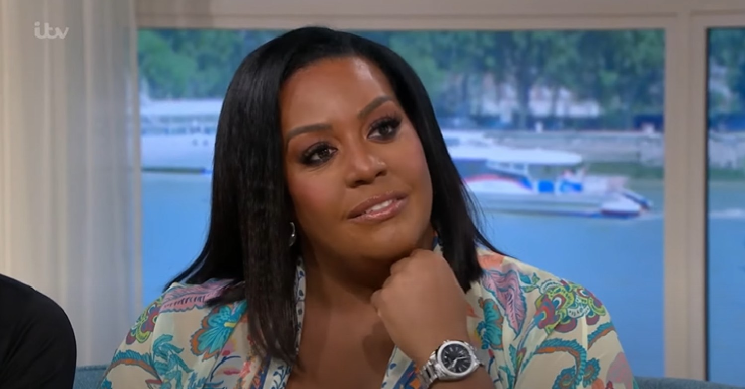 Alison Hammond resting her head on her hand on This Morning today