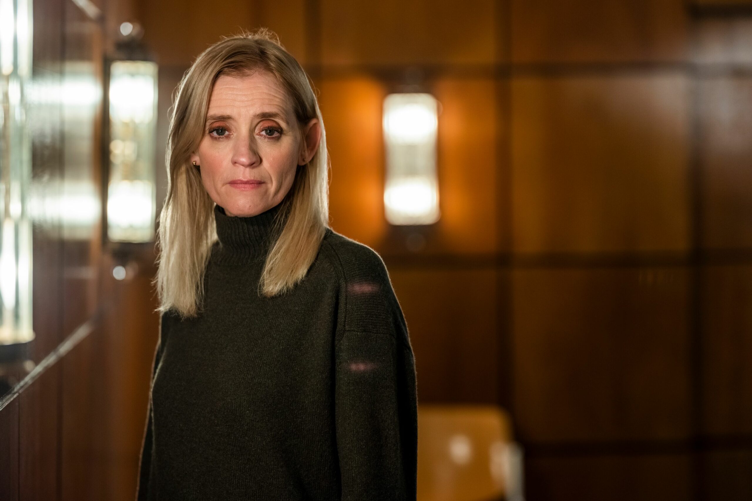 Anne-Marie Duff in the cast of Suspect on C4