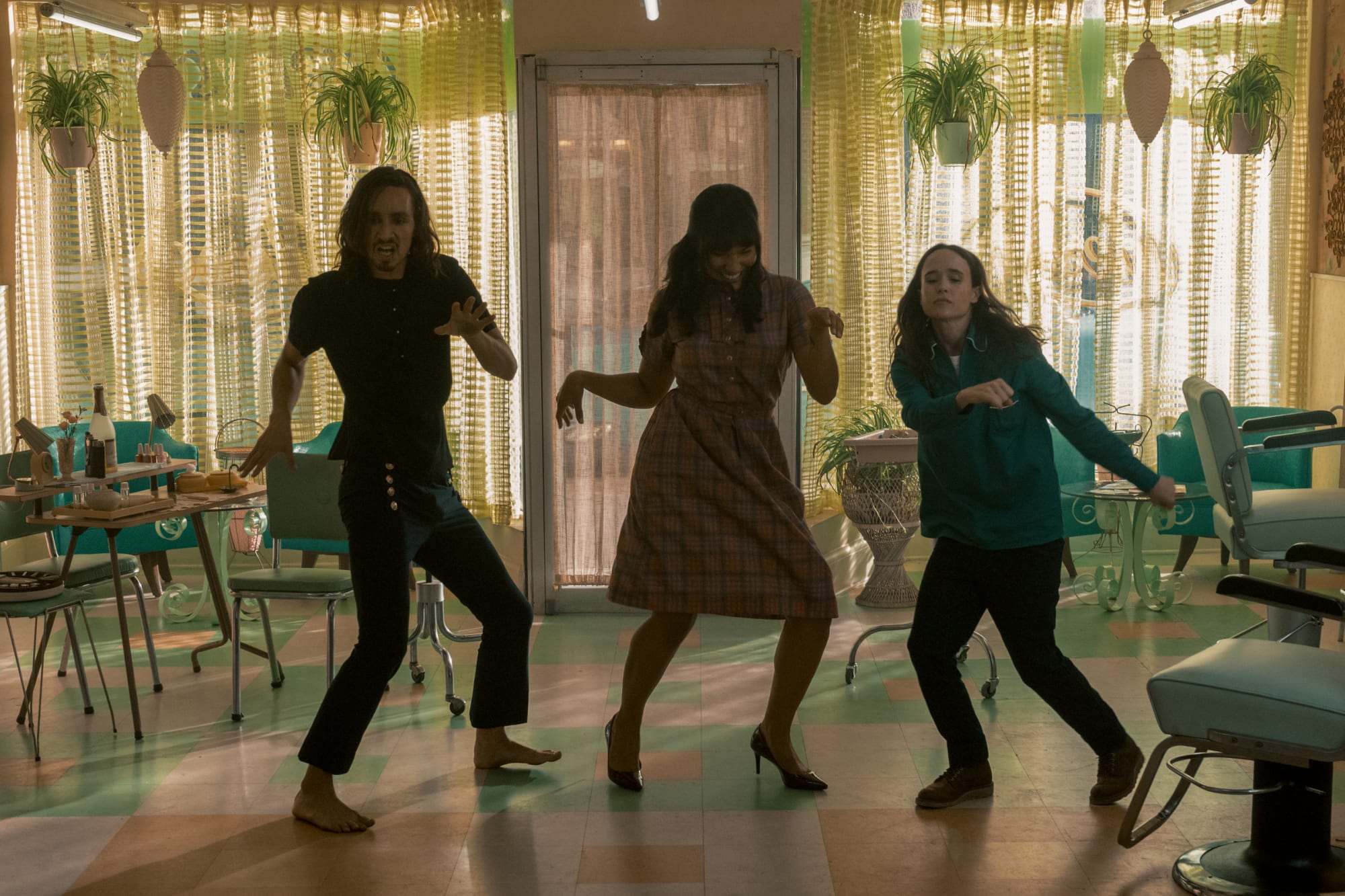 the umbrella academy season 3 cast