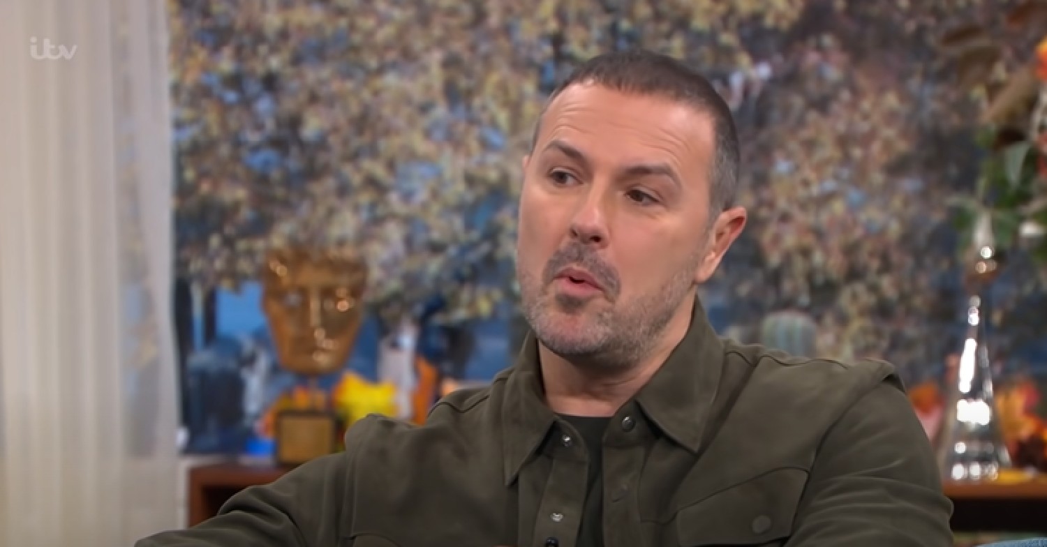 Paddy McGuinness talking in green shirt on This Morning
