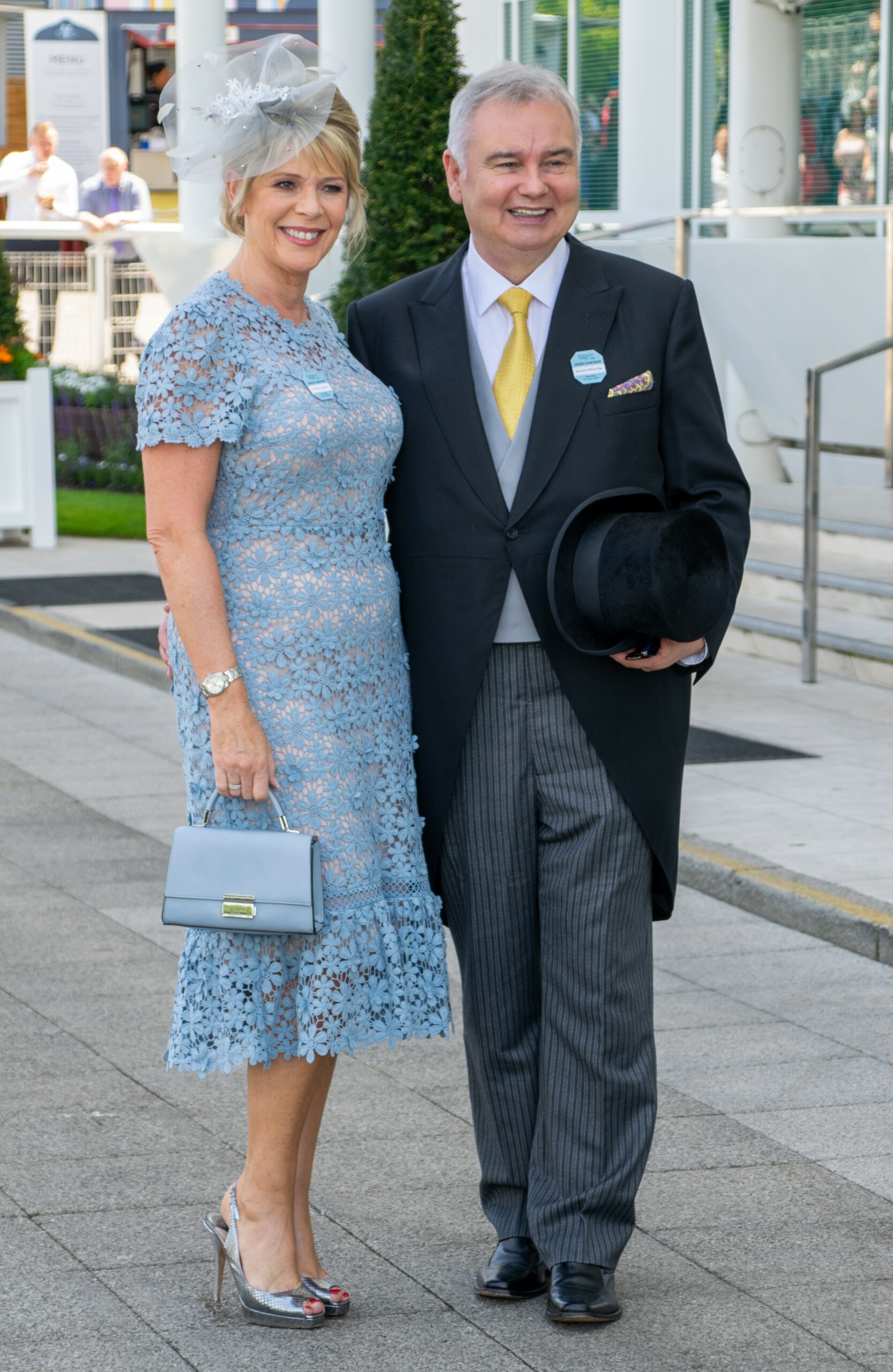 Ruth Langsford in blue dress with Eamonn Holmes at Epsom Derby