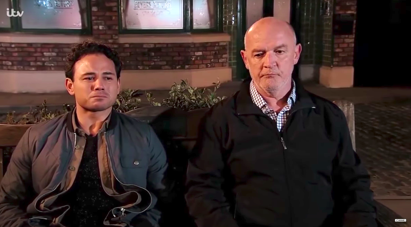 Pat Phelan and Jason Grimshaw have a heart to heart in Coronation Street