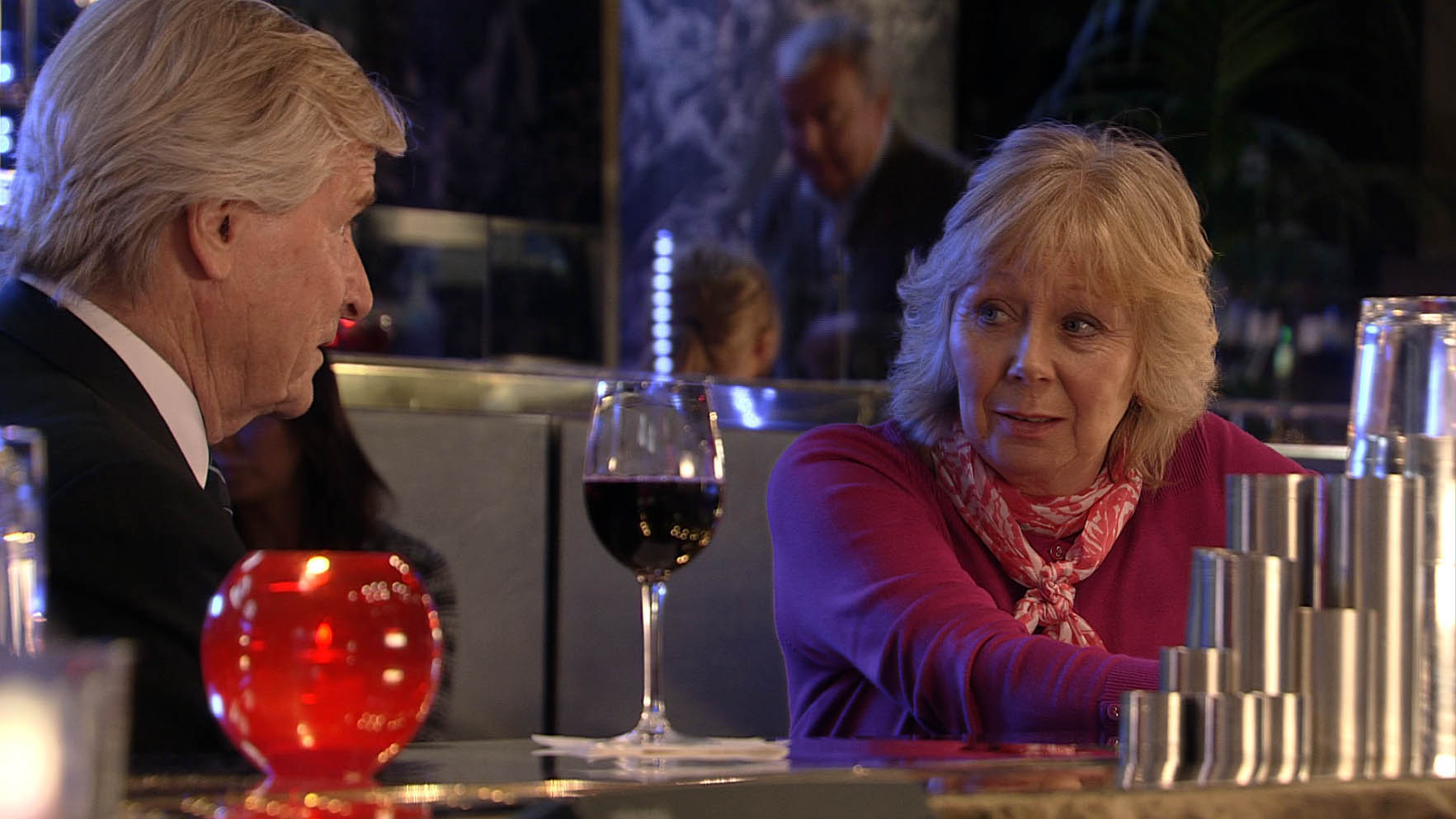 Ken and Wendy having a drink in Coronation Street