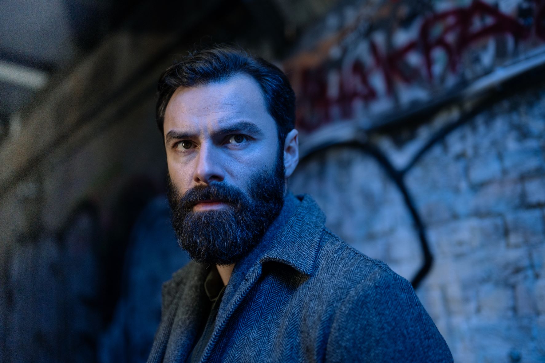 Aidan Turner stars as Joseph O'Loughlin in ITV's new thriller