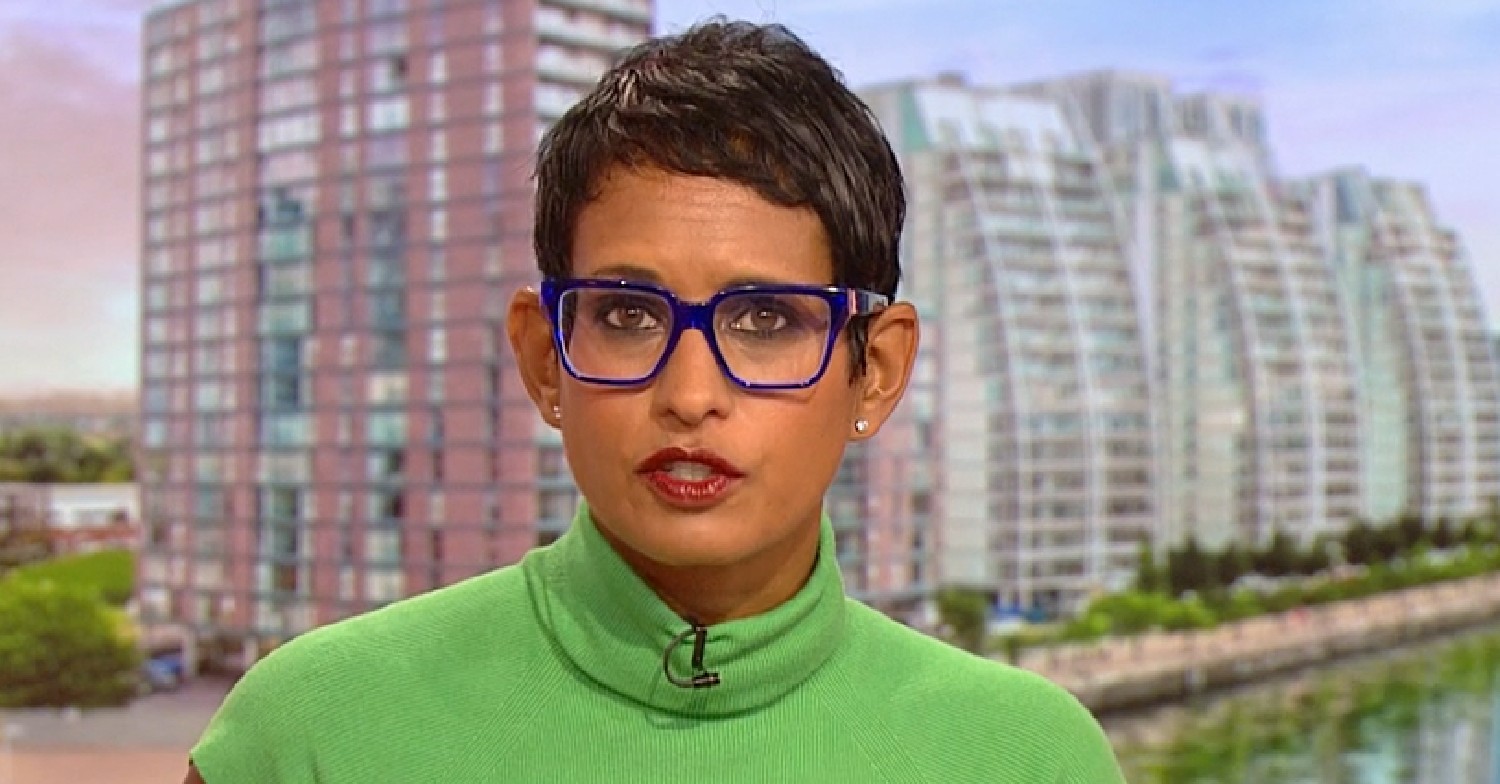 Naga Munchetty in green top and glasses on BBC Breakfast today
