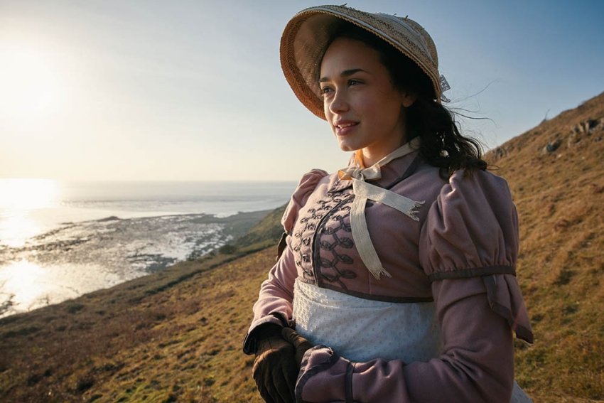 Rose Williams as Charlotte Haywood on the beach in the first series of Sanditon