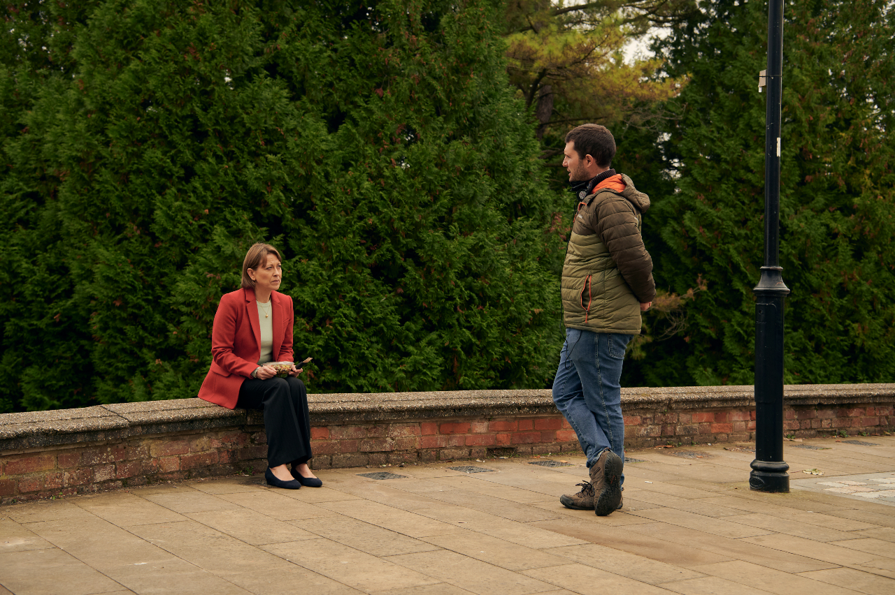 Marriage set - Nicola Walker (left) and STefan Golaszewski (right)
