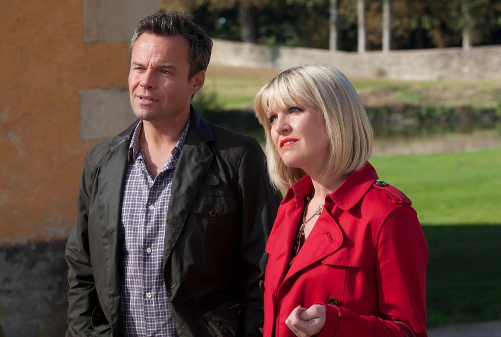 James Lacey (left) and Agatha Raisin (right) in The Potted Gardener