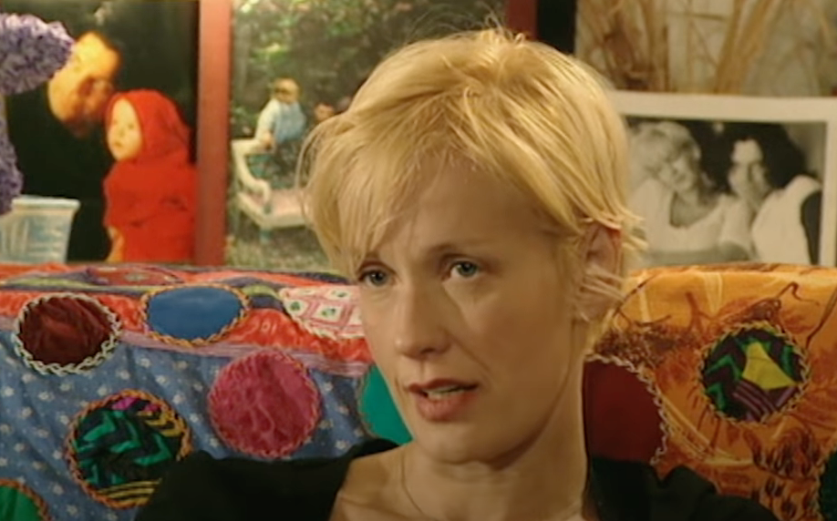 Paula Yates looking sad while interviewed