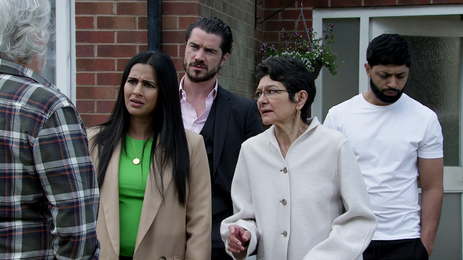 Corrie Alya Adam and Yasmeen defiantly fight for Stu