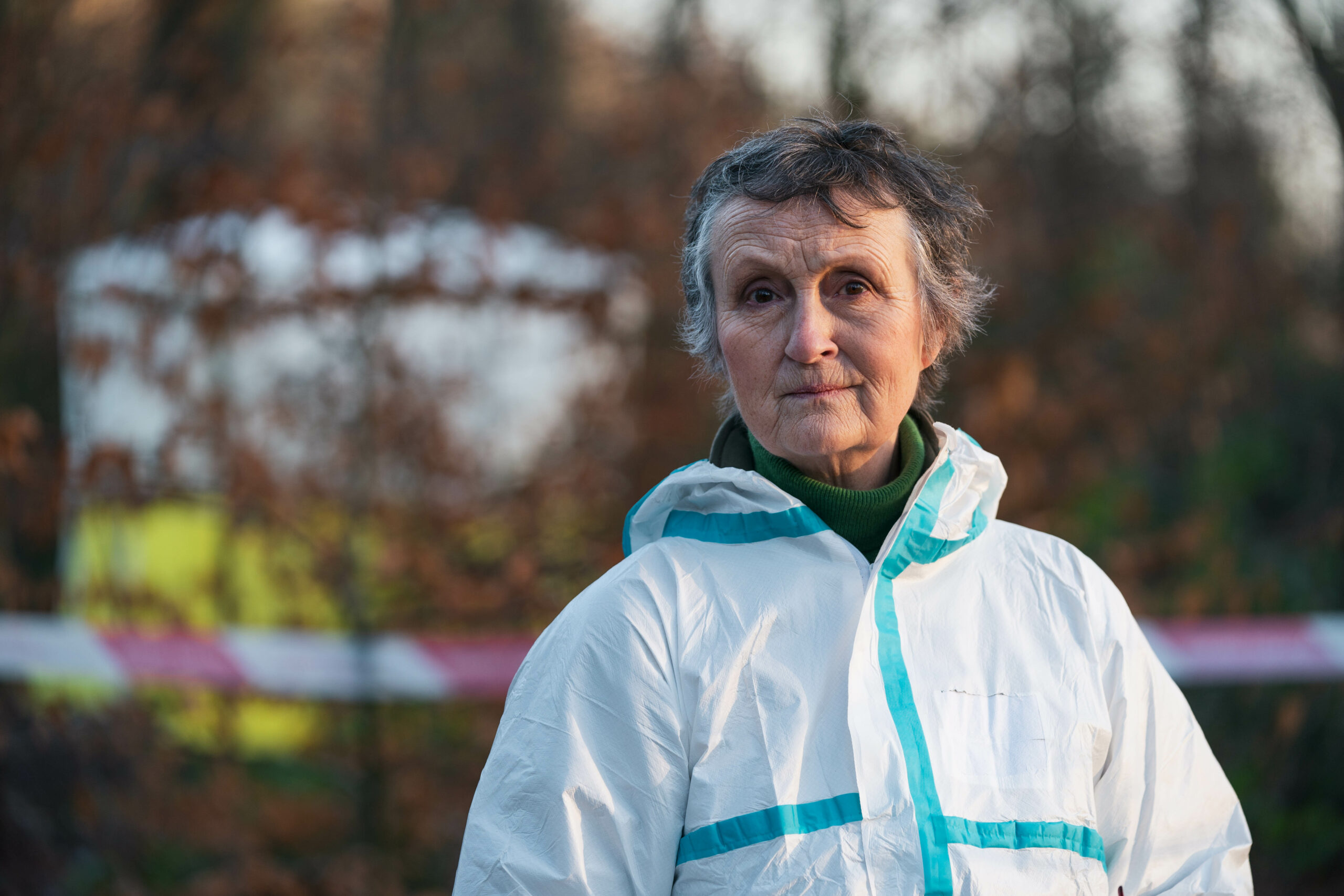 GEORGIE GLEN AS DR WENDY NEWSTONE