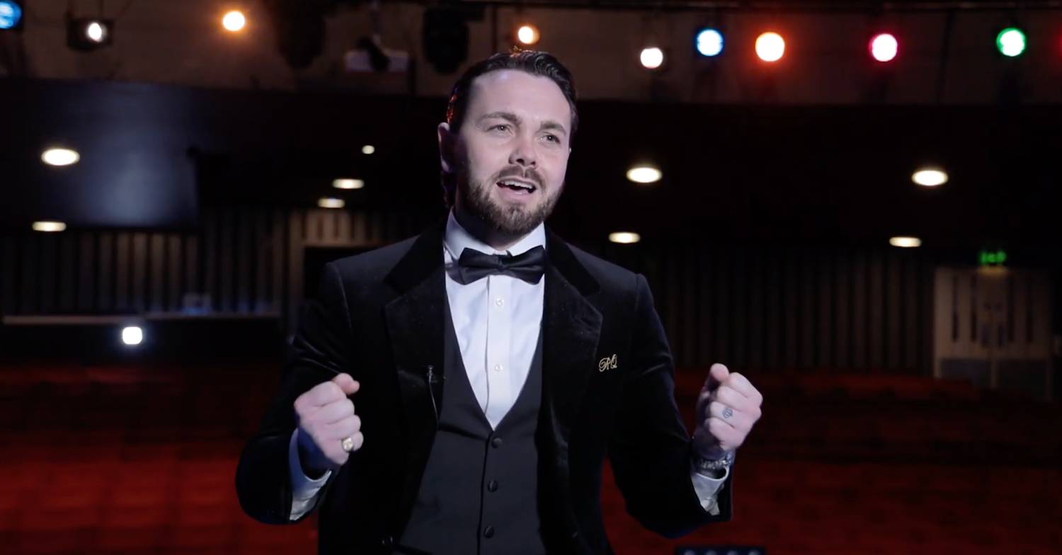Ray Quinn bunches his fists