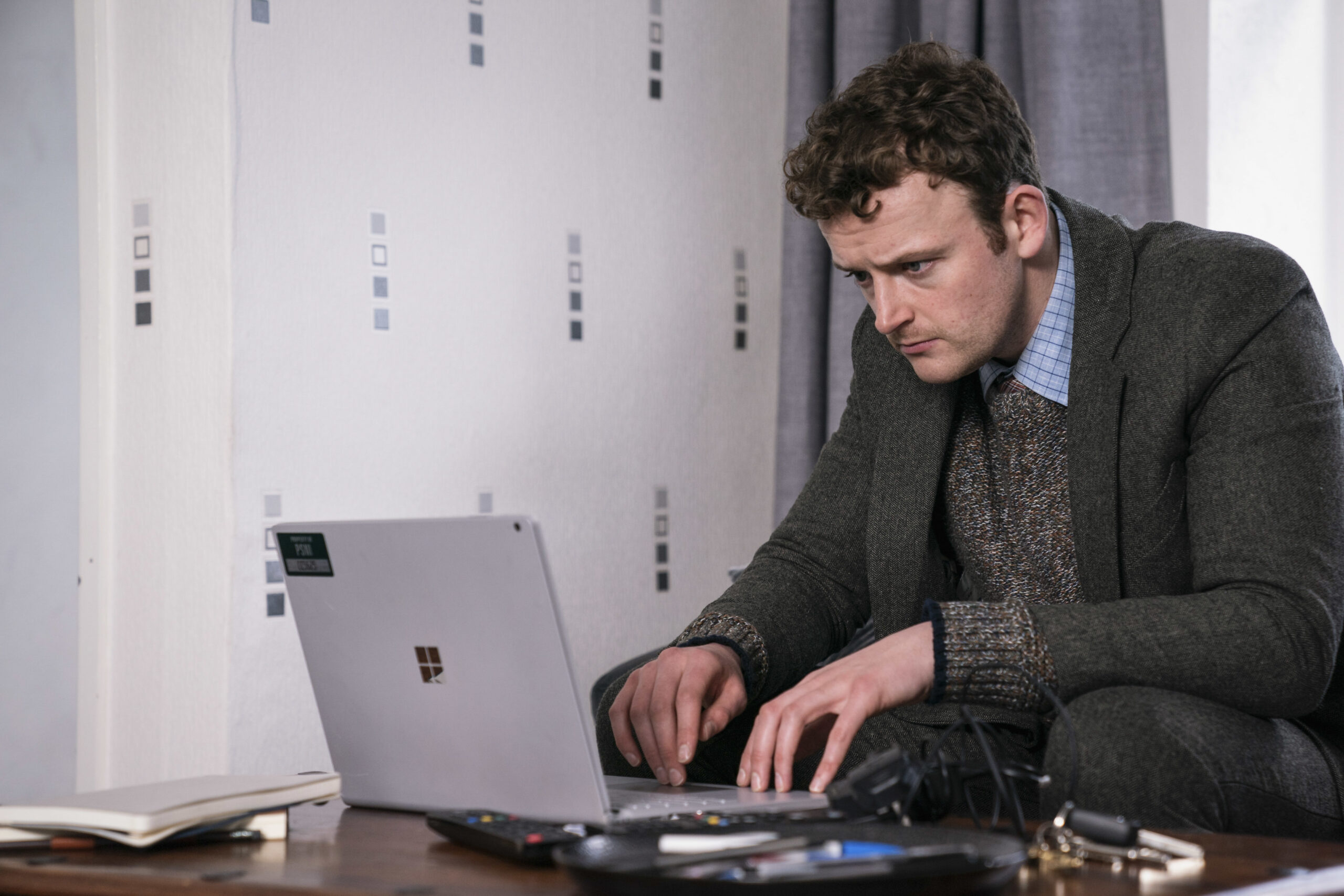 Birdy in Bloodlands on his computer