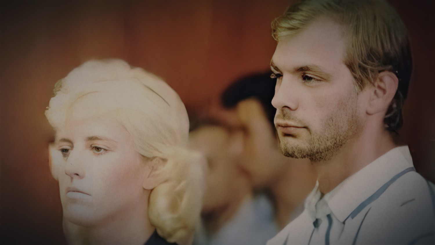 Jeffrey Dahmer with Wendy Patrickus in court