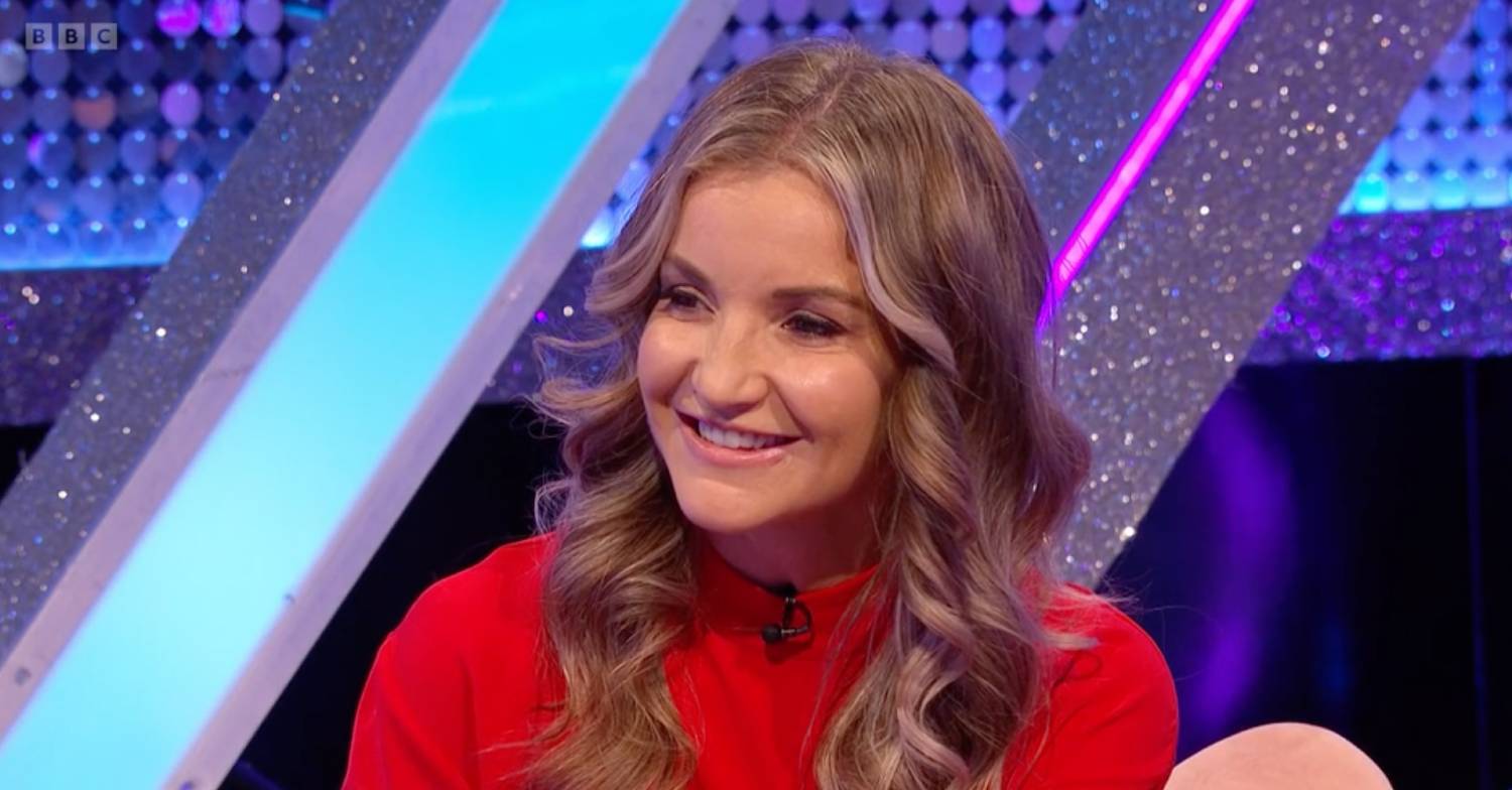 Helen Skelton smiles on Strictly It Takes Two
