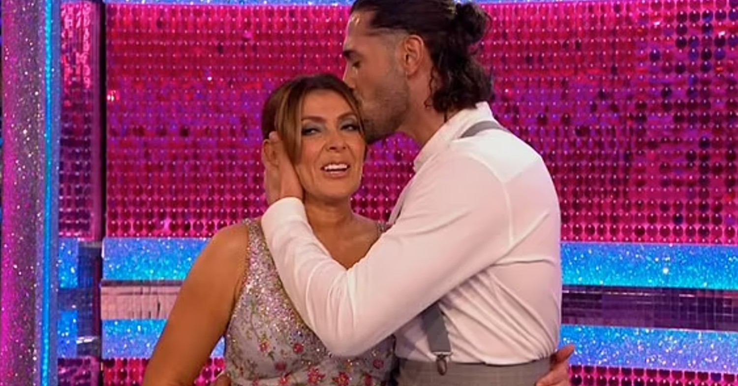 Graziano kissing Kym Marsh on Strictly