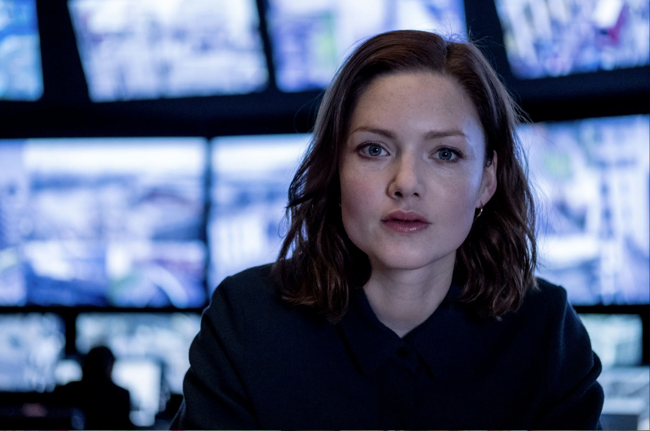 Holliday Grainger as Rachel in The Capture