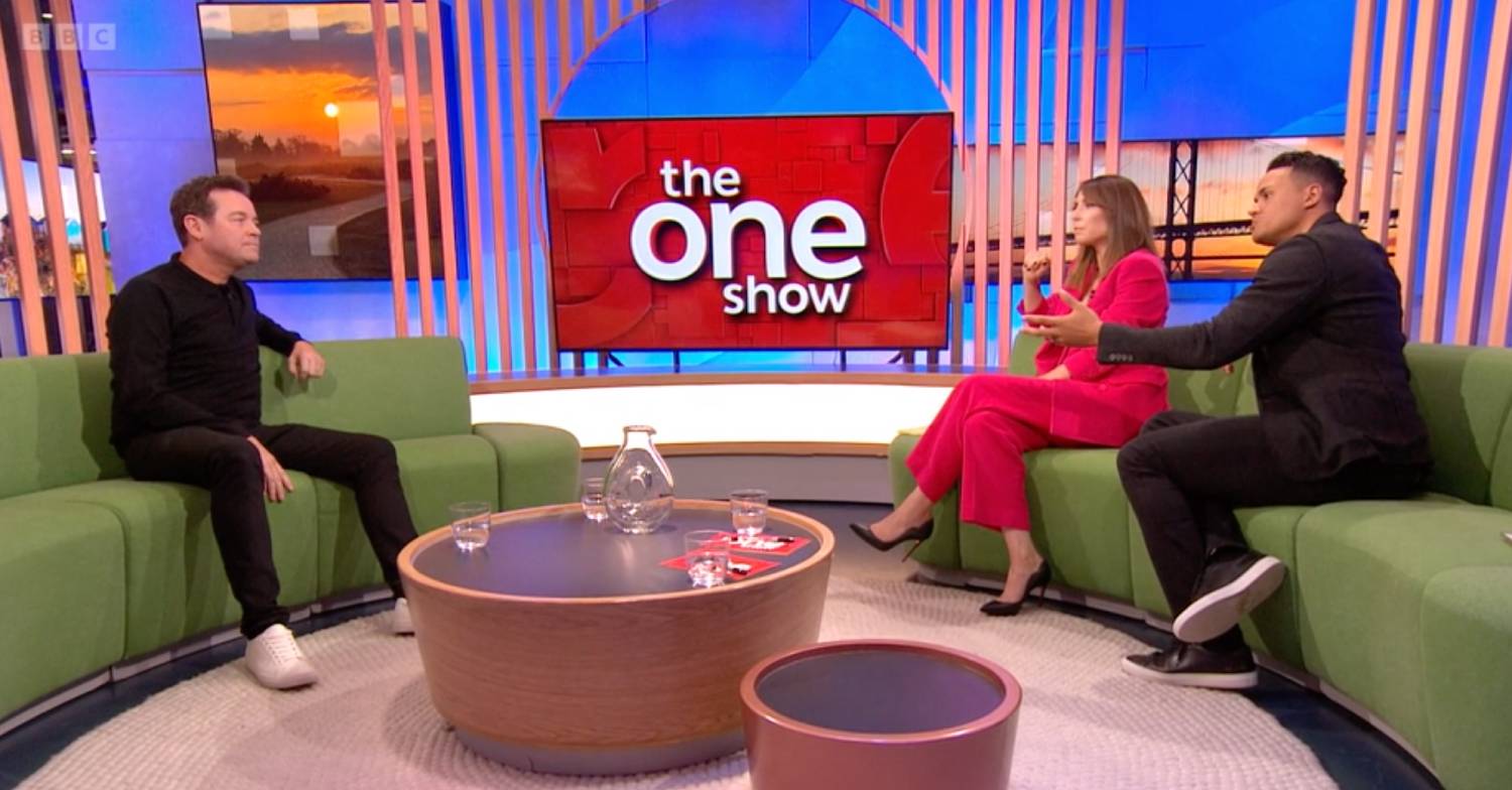 Jermaine Jens asks Stephen Mulhern a question on The One Show
