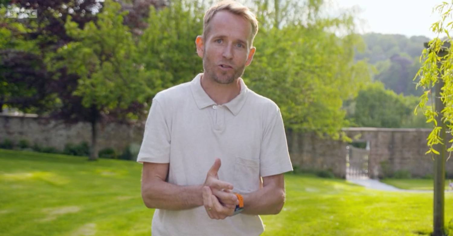 Jonnie Irwin presents Escape to the Country