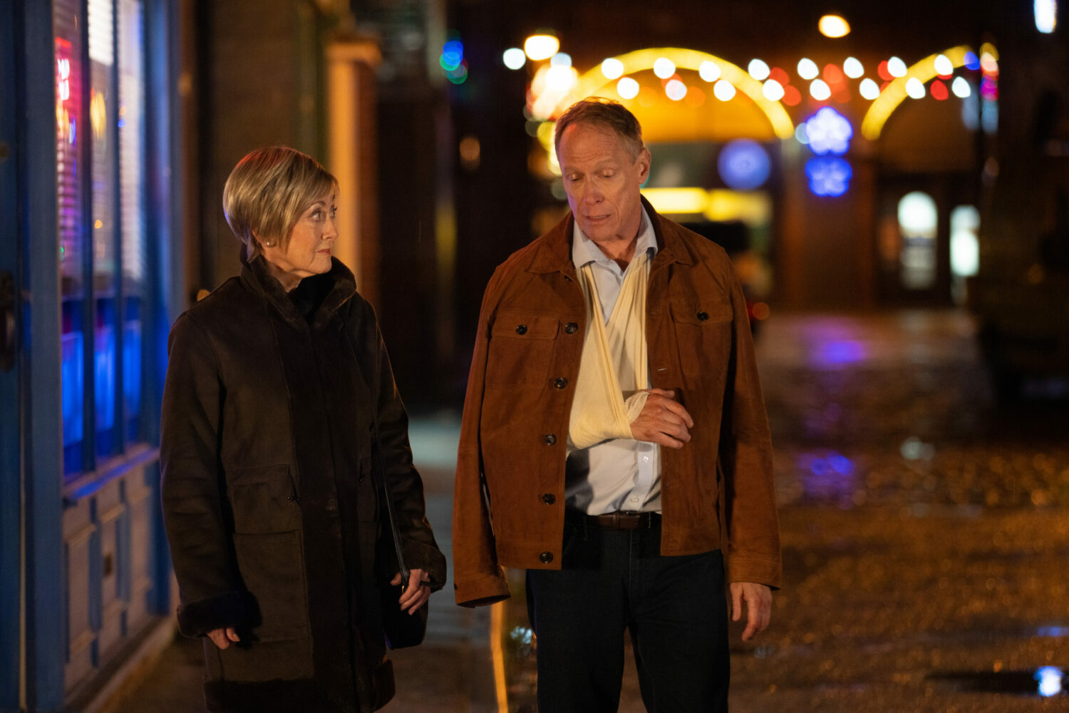 Coronation Street's Elaine and Stephen are talking