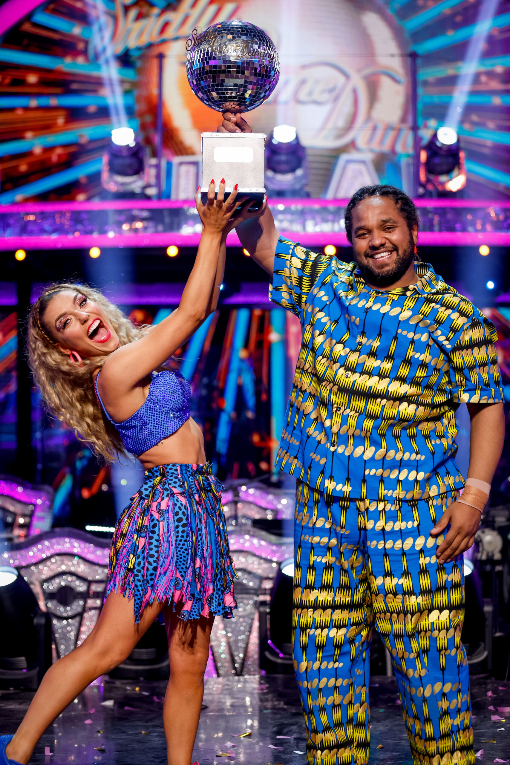 Hamza and Jowita winning Strictly