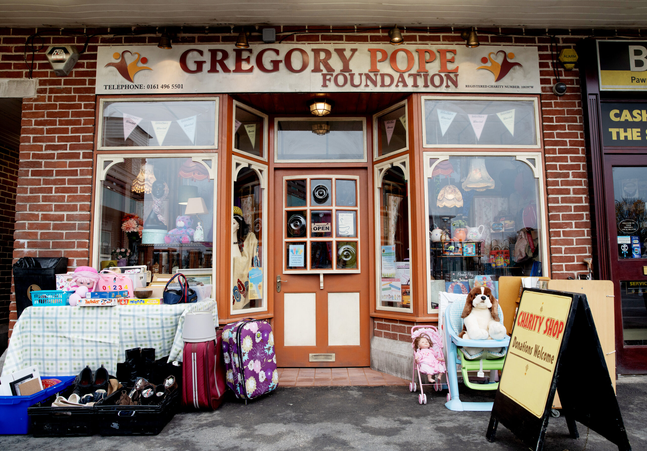 Coronation Street will feature a new charity shop (Credit: ITV)