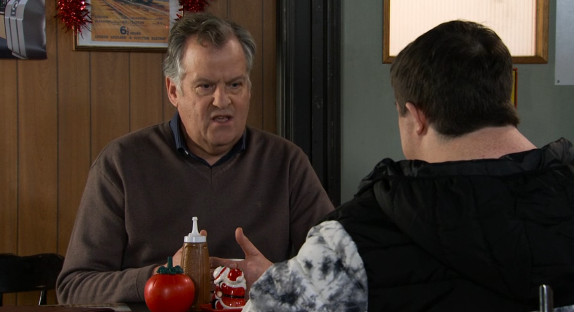 Coronation Street: Brian and Alex sit and talk in the cafe