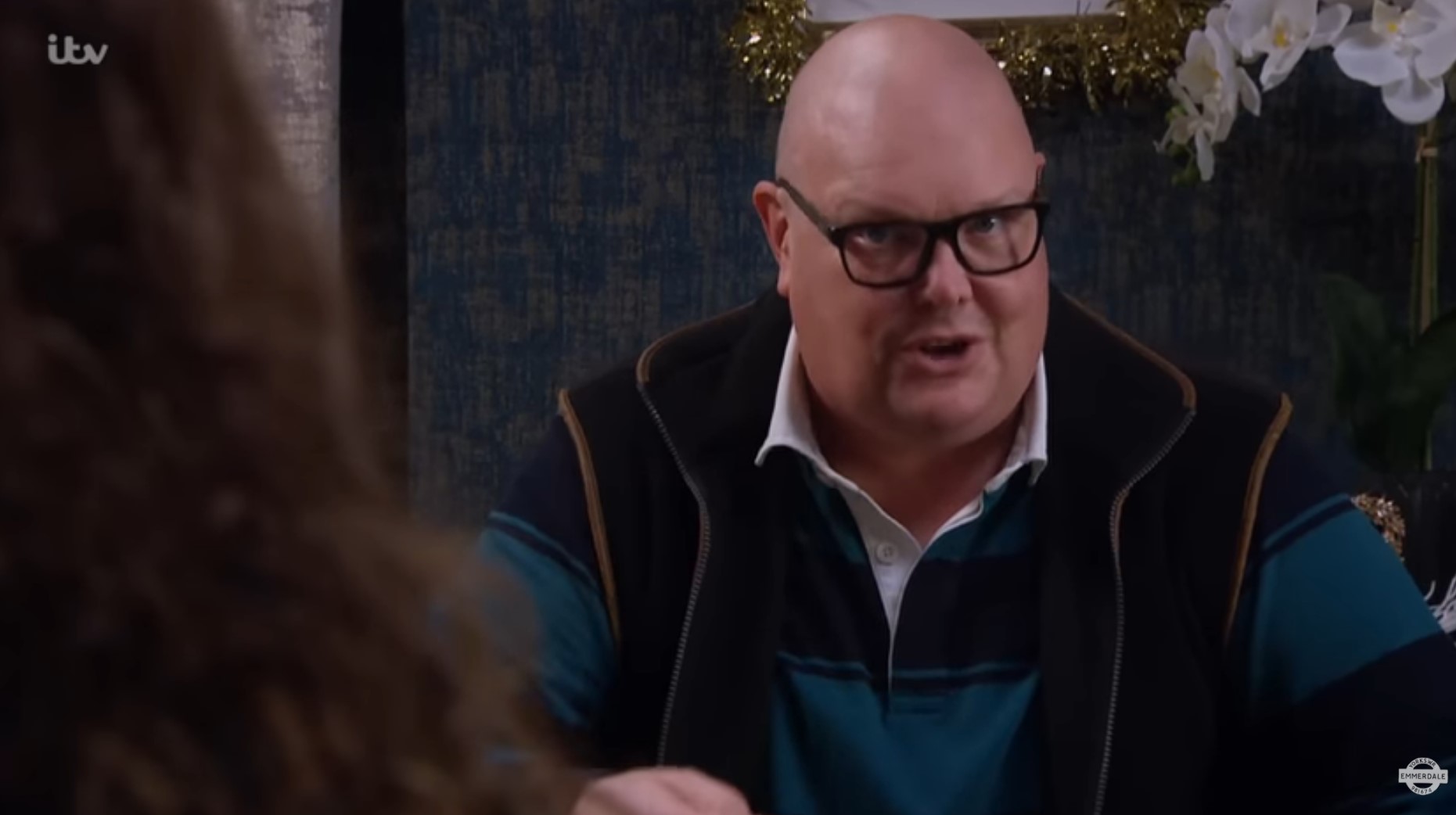 Emmerdale: Paddy looks angry as he talks to Chas