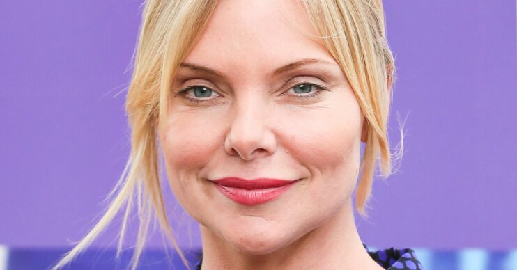 Samantha Womack smiling