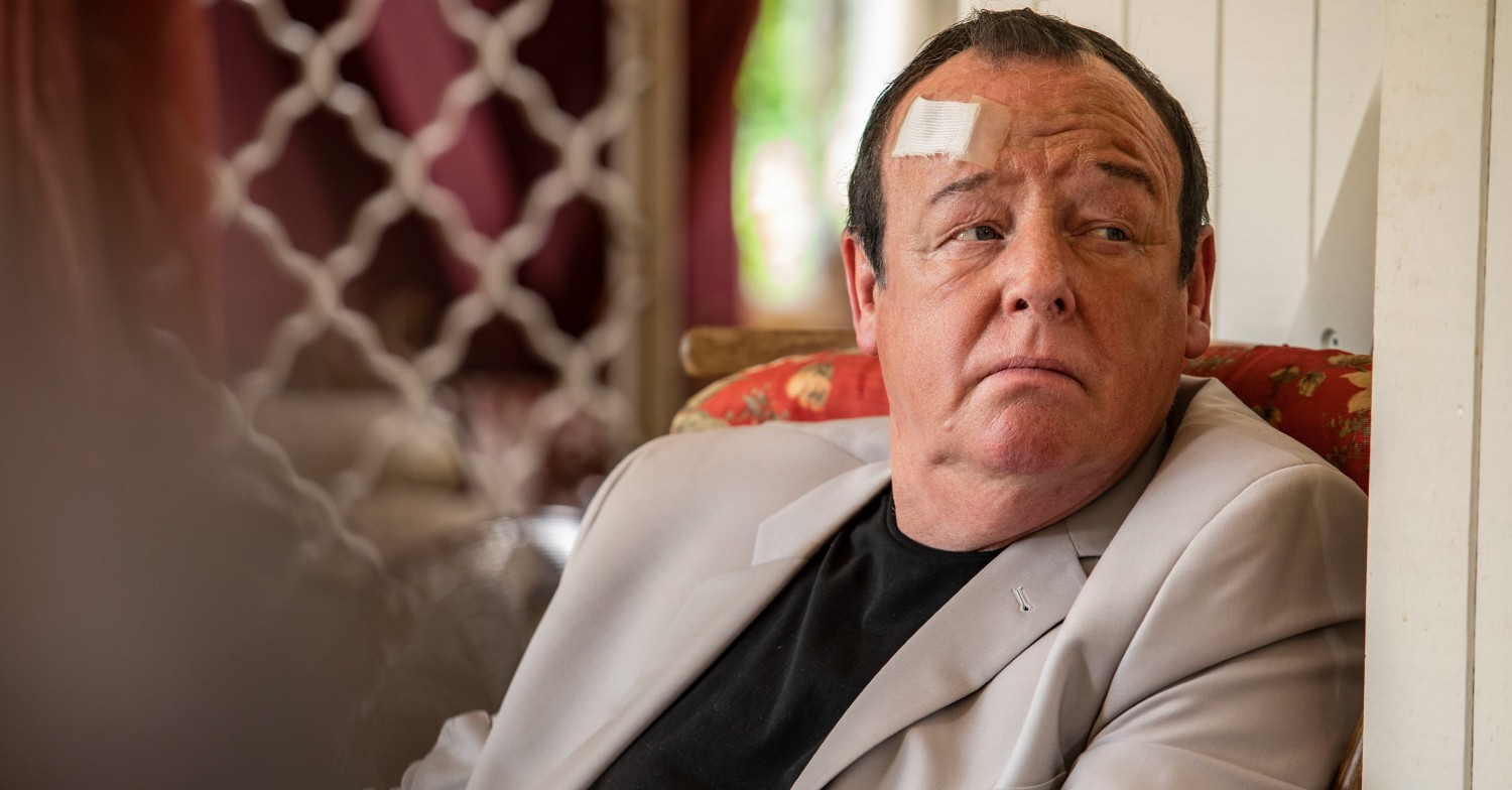 Les Dennis in character as Danny in Death in Paradise