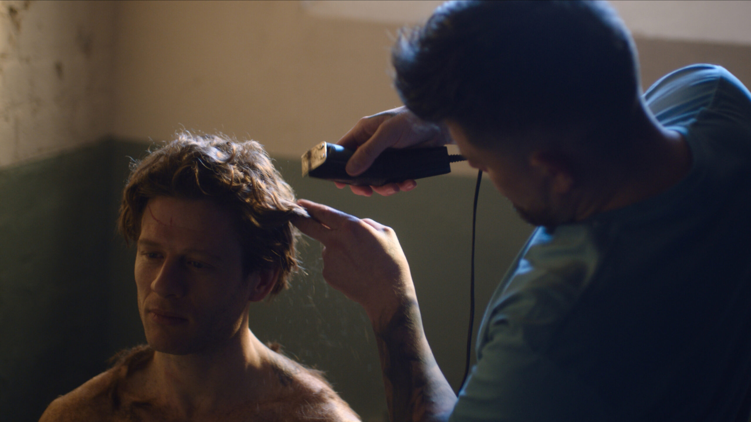Tommy Lee Royce gets his hair and beard shaved in Happy Valley