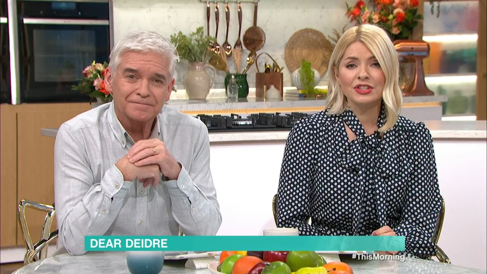 Phil and Holly talk to a caller on This Morning