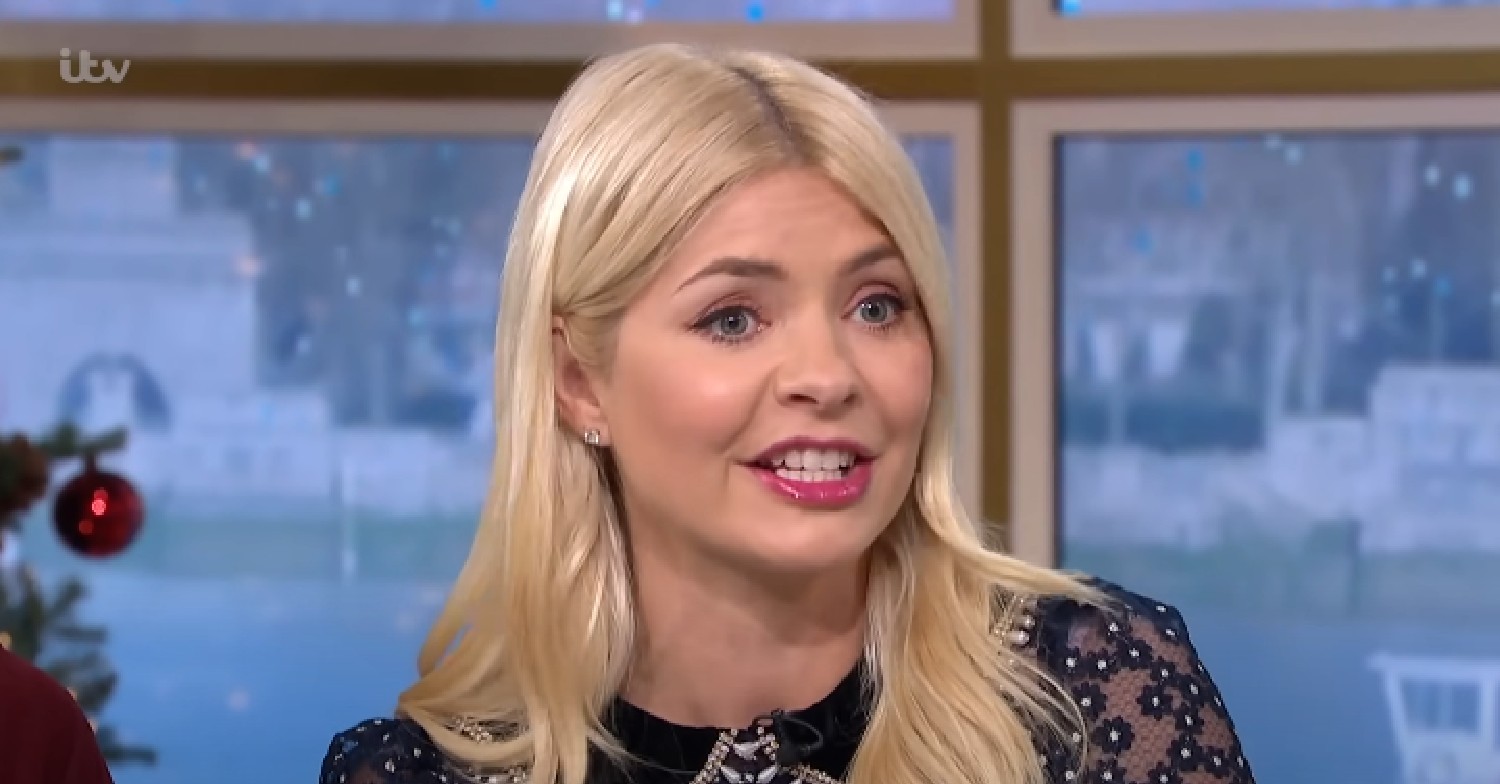 Holly Willoughby with longer hair on This Morning 