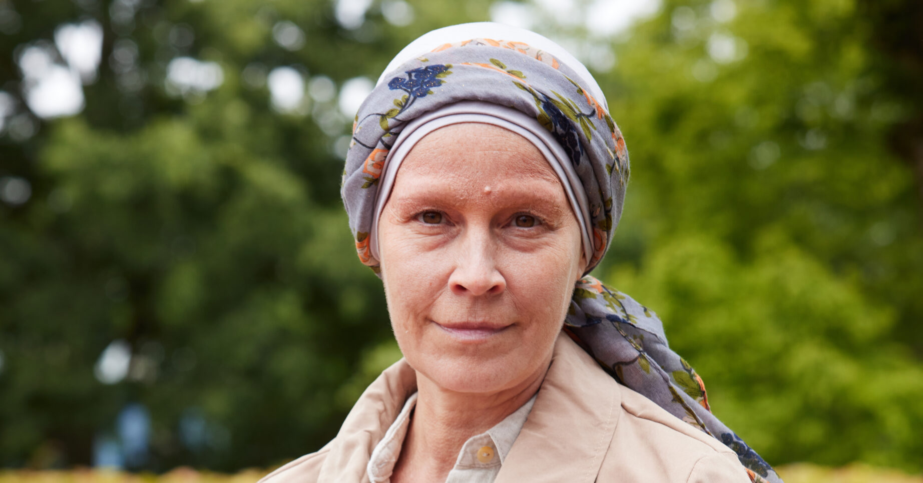 Maternal cancer sufferer Sally played by Eva Pope