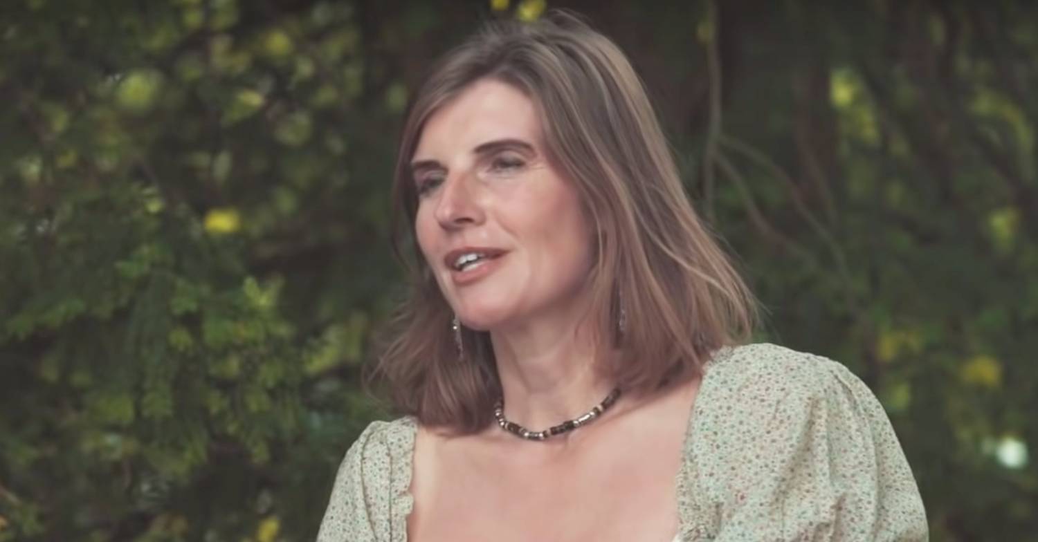 Amanda Owen speaks