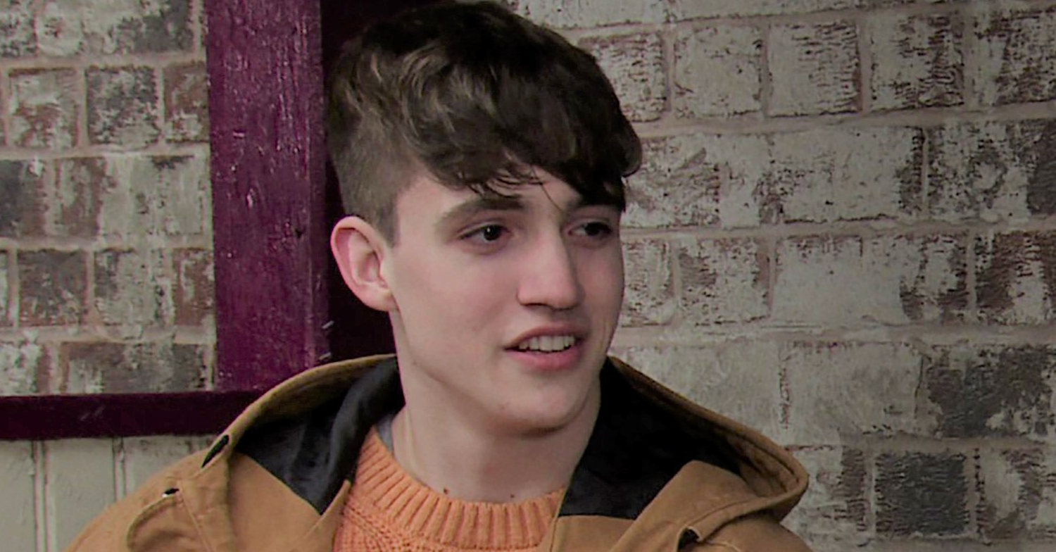 Coronation Street's Aaron is outside