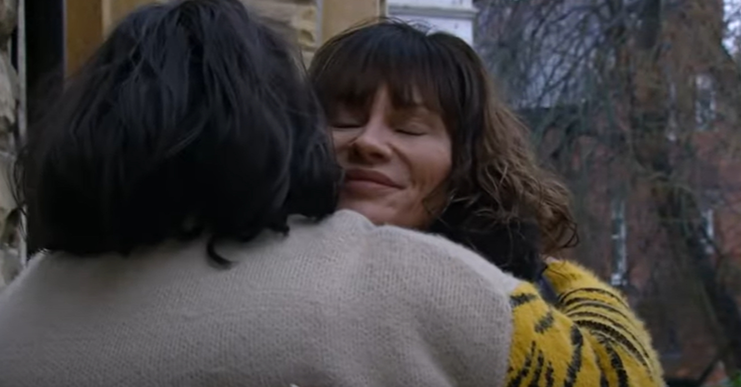 Emmerdale's Chas and Mandy are hugging
