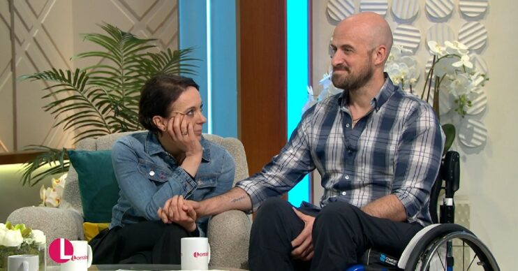 Amanda looks at Jonathan on Lorraine