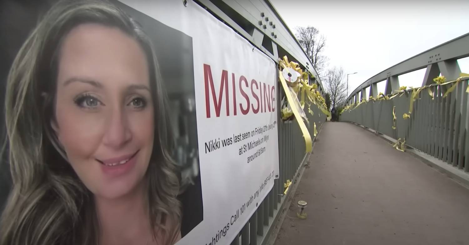 Nicola Bulley banner on a bridge