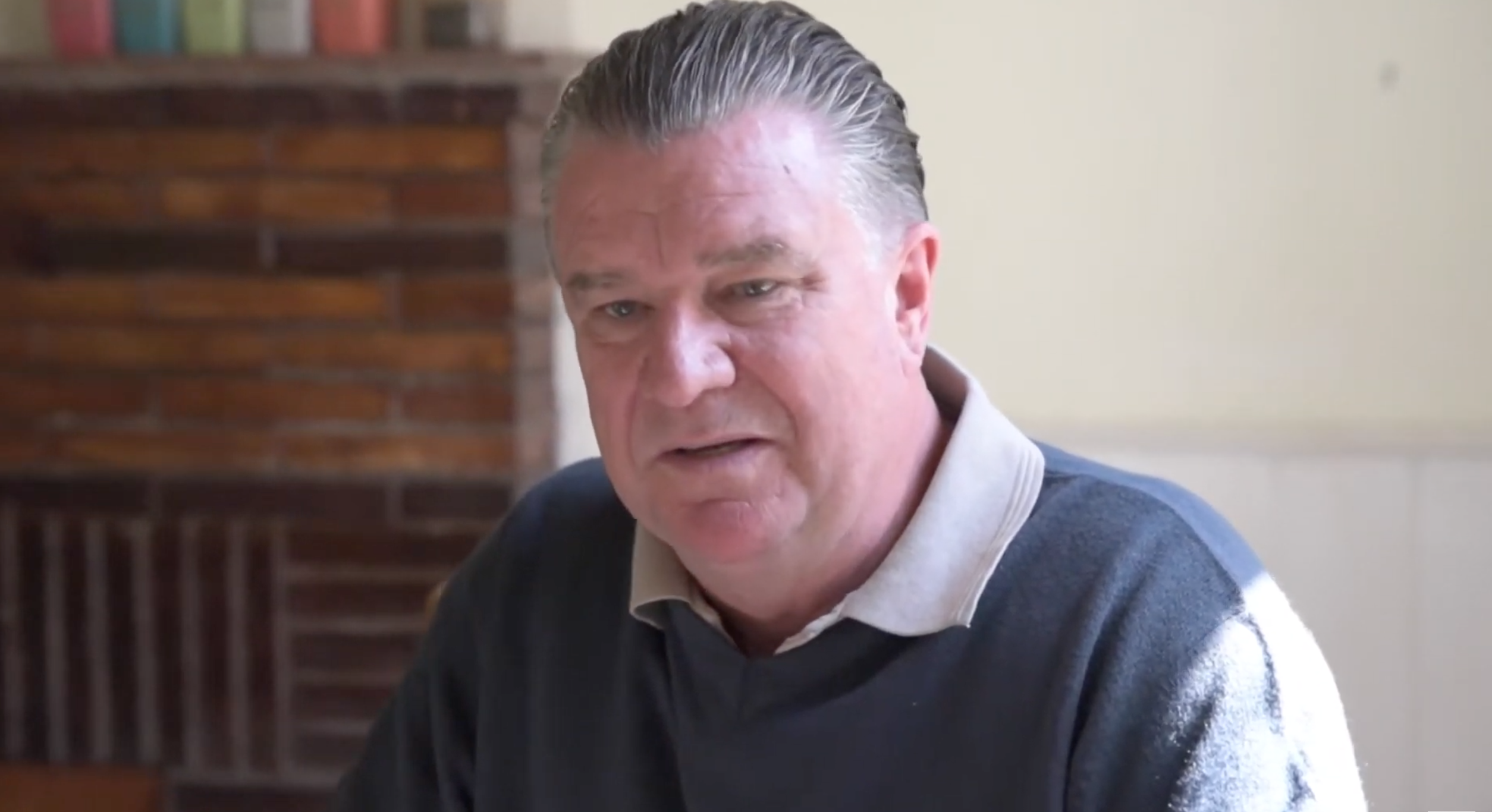 Neighbours star Peter Hardy on screen acting