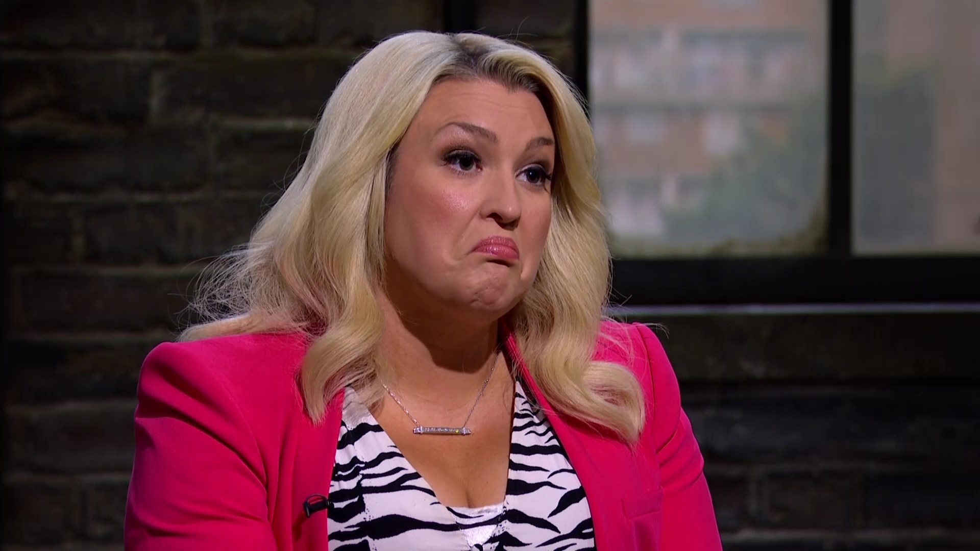 Sara Davies listens to pitch on Dragons' Den