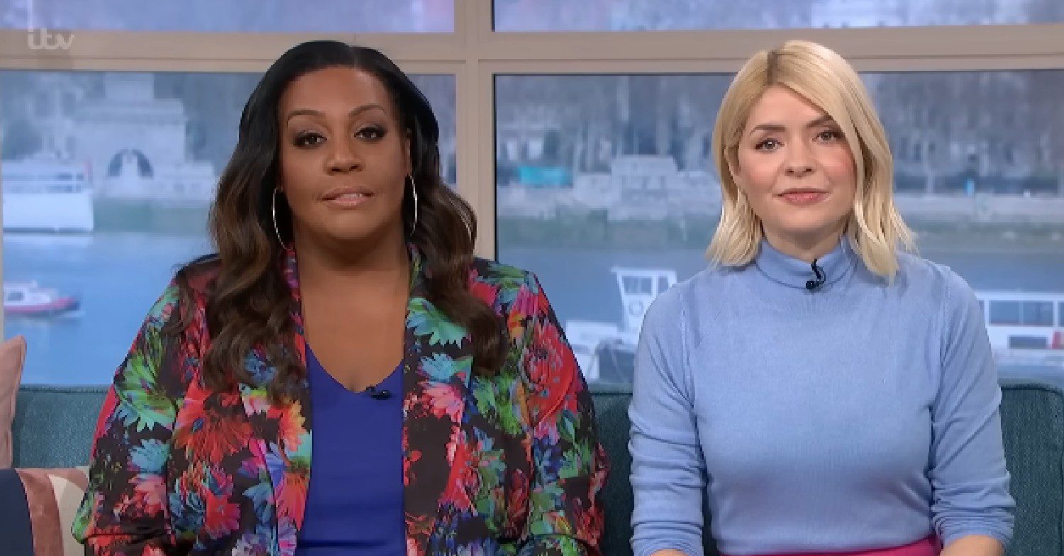 Alison Hammond and Holly Willoughby hosting This Morning