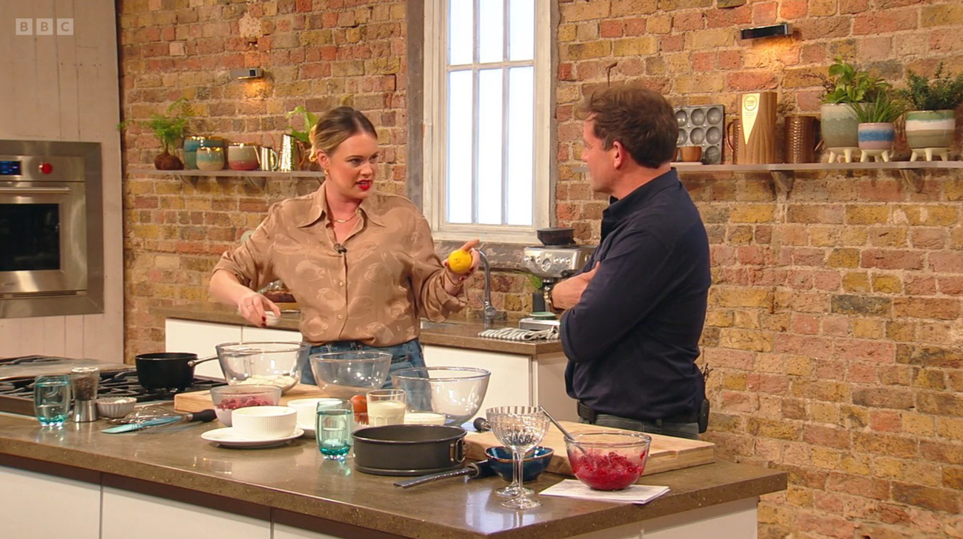Alison Roman talks to Matt Tebbutt on Saturday Kitchen