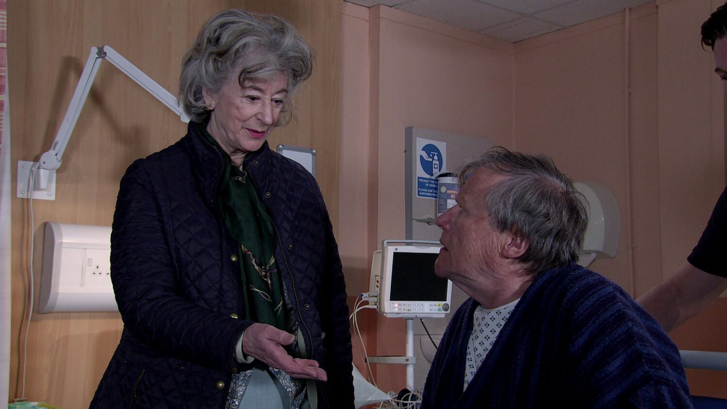 Coronation Street's Evelyn is offering her hand out to Roy at the hospital