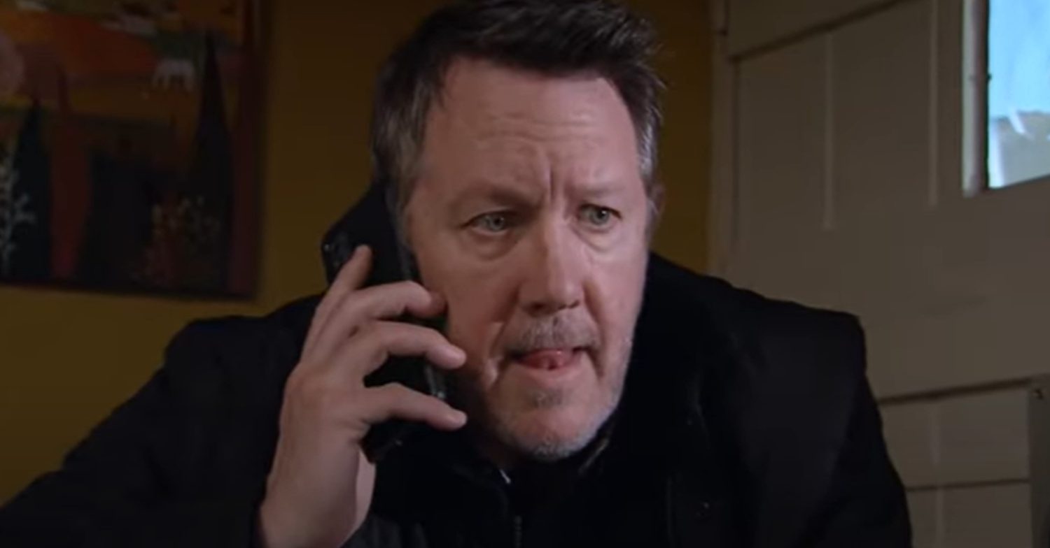 Emmerdale's Gus is on the phone panicked